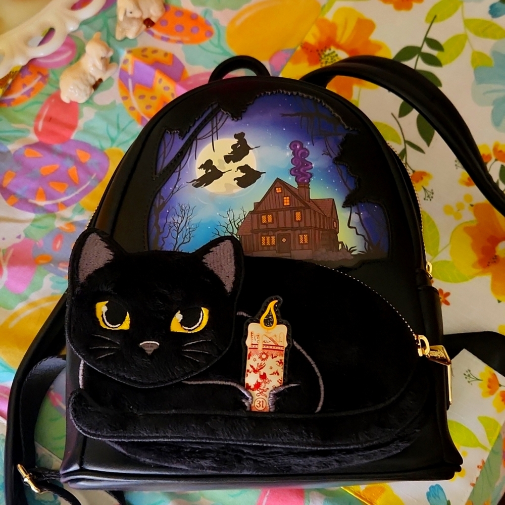 Mini Loungefly Hocus-pocus backpack